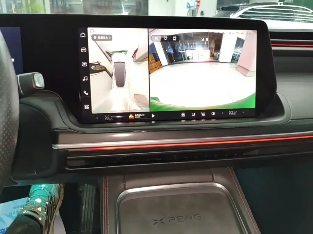 XPeng P7 — миниатюра 13