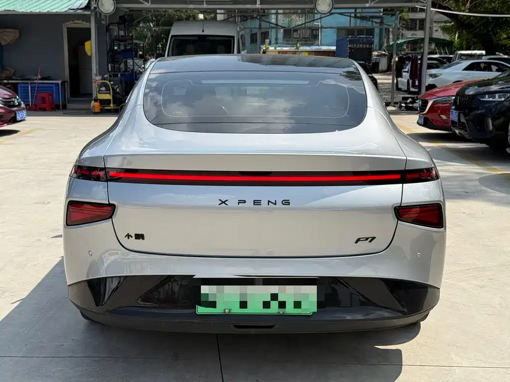 XPeng P7 — миниатюра 5