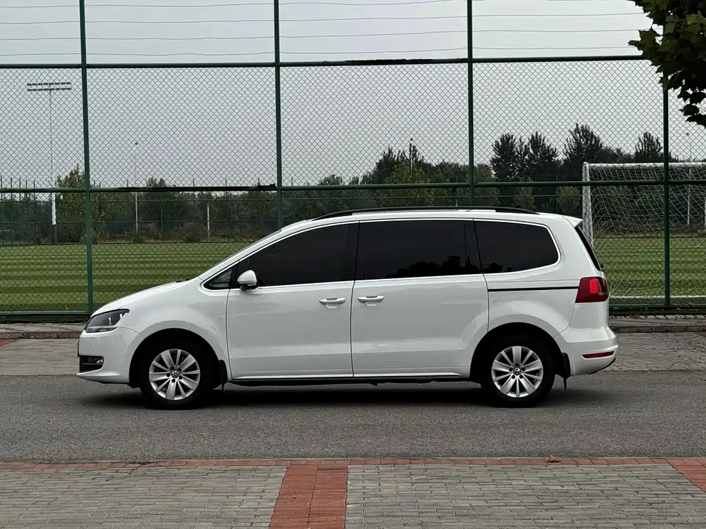 Volkswagen Sharan — миниатюра 3