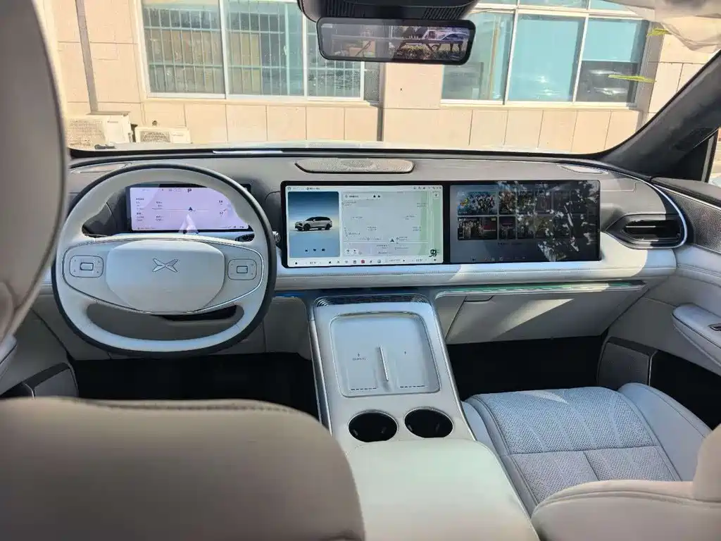 XPeng G9 — миниатюра 7