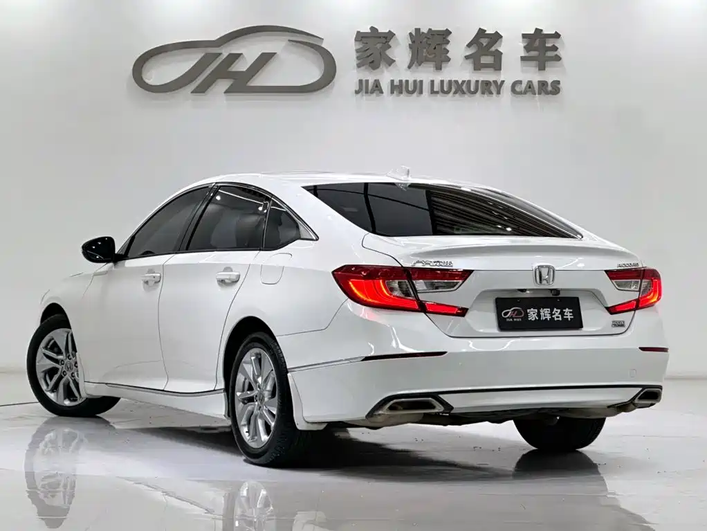 Honda Accord — миниатюра 5