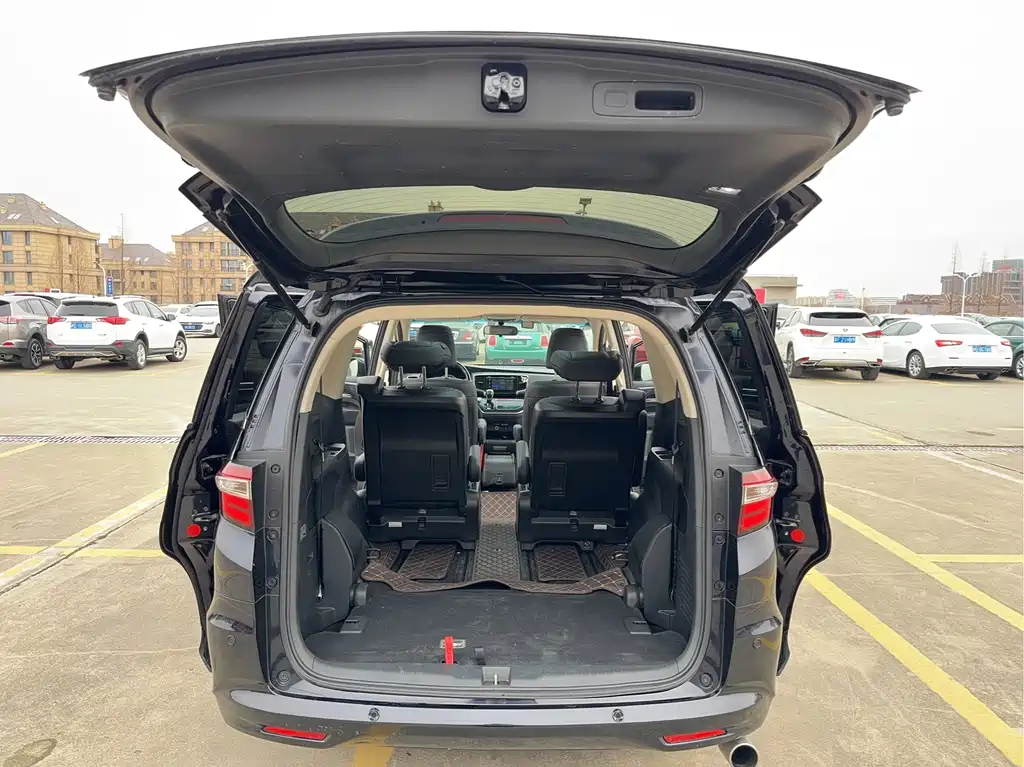 Honda Odyssey — миниатюра 15
