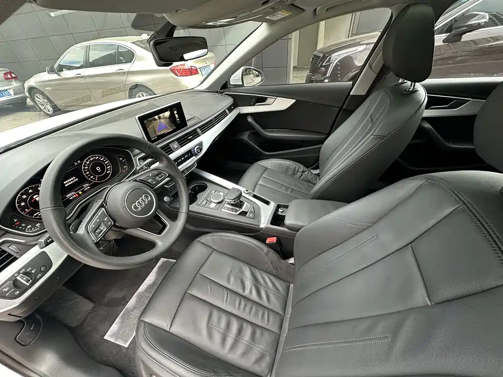 Audi A4L — миниатюра 4