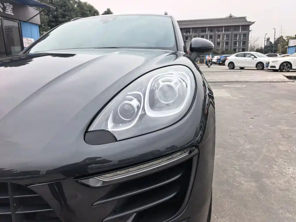 Porsche Macan 2017 Macan 2.0T