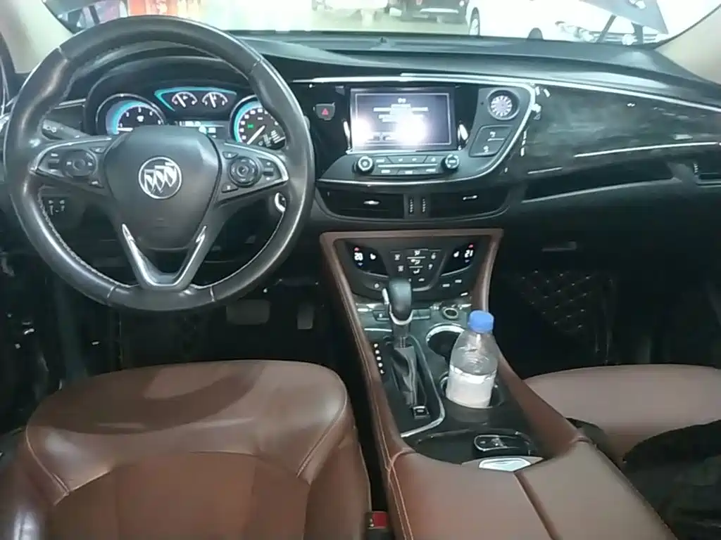 Buick Envision Plus — миниатюра 10