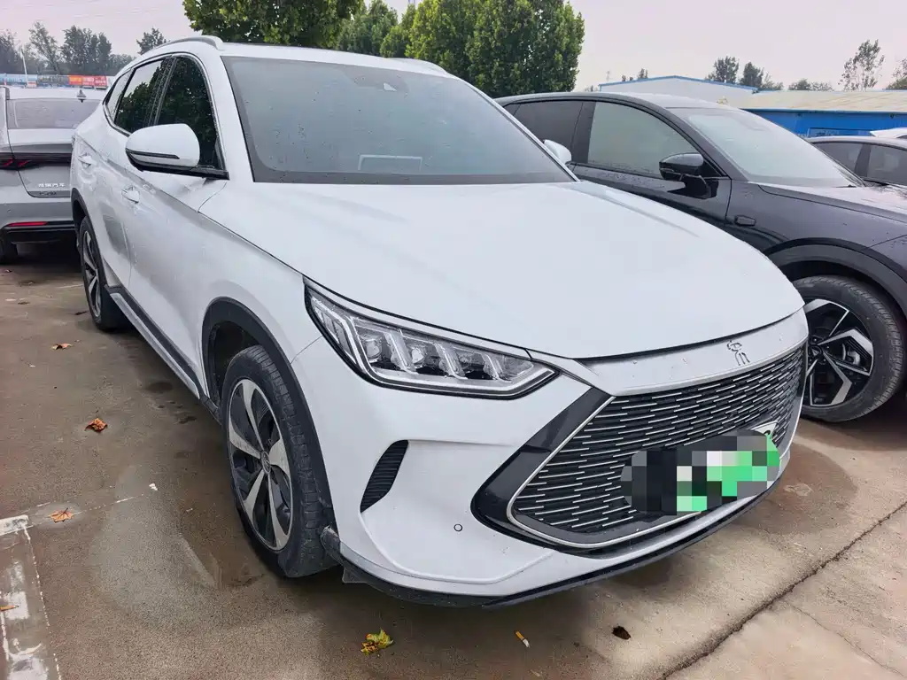 BYD PLUS New Energy — миниатюра 3