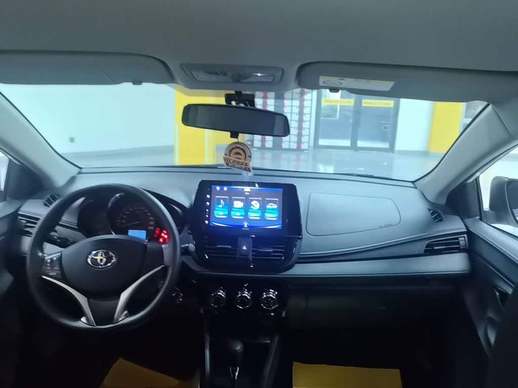 Toyota Vios FS 1.5 л 2021 г. Белый, пробег 31100 км