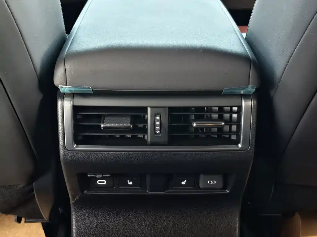 Lexus GX — миниатюра 13