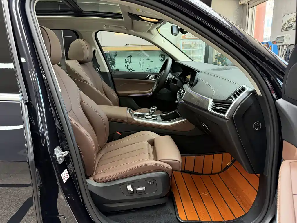 BMW X5 (Import) — миниатюра 14