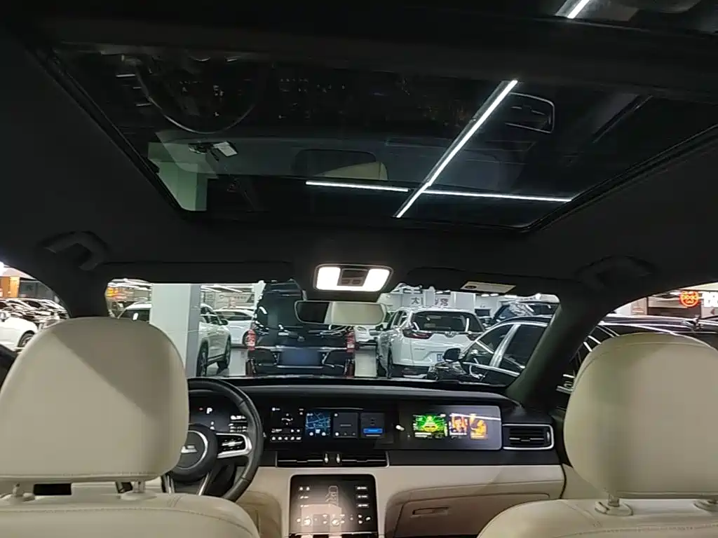 Li Auto Li ONE — миниатюра 18