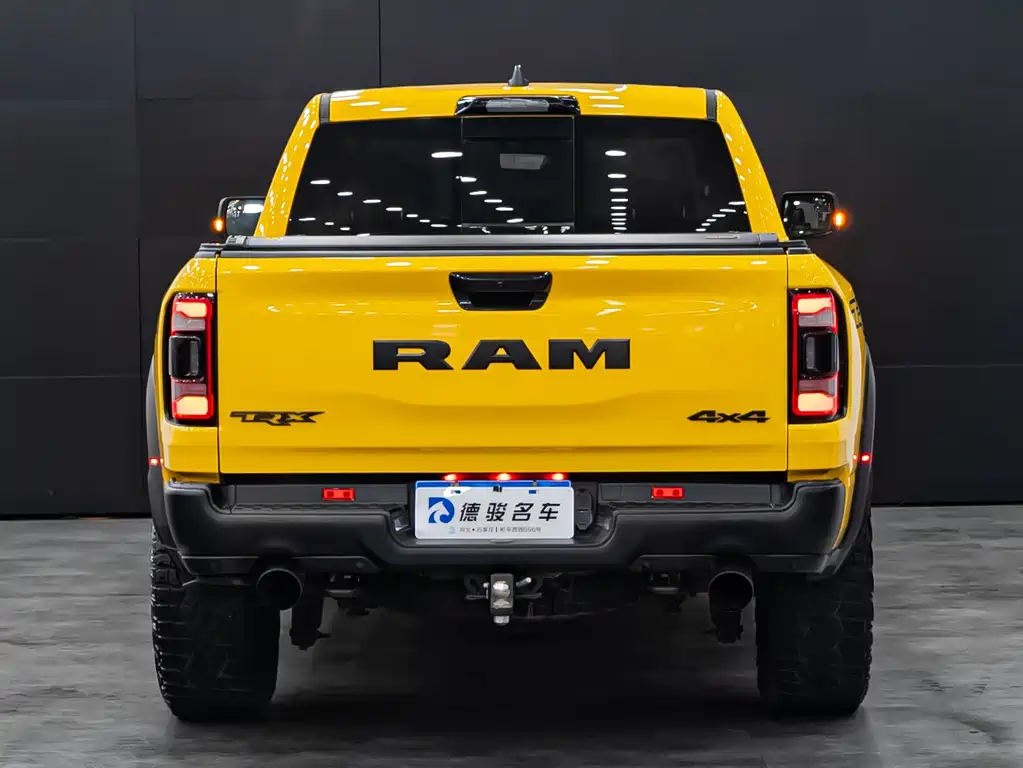 Ram Trucks 2023 6.2T