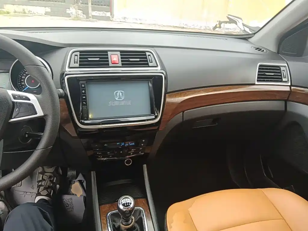 BAW Weiwang S50 — миниатюра 10