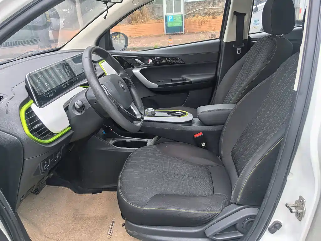 Changan Benben E-Star — миниатюра 10