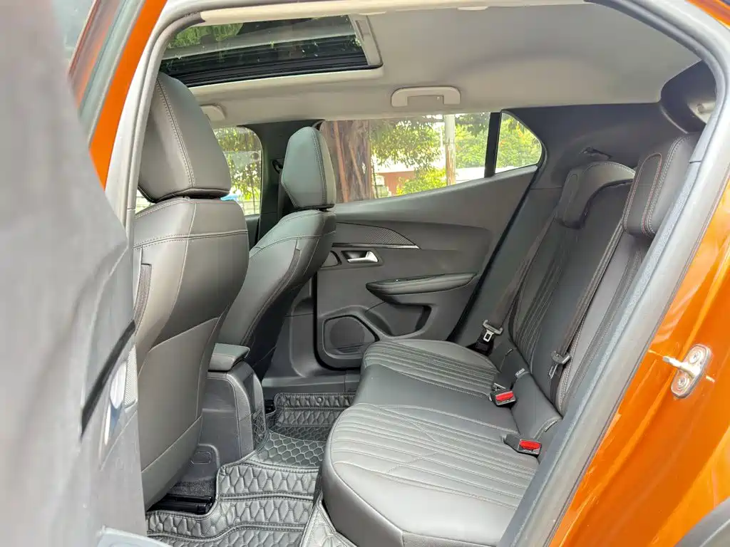 Peugeot 2008 — миниатюра 17
