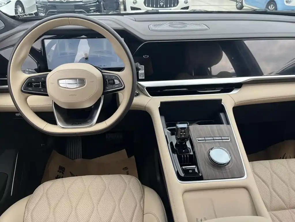 Geely Xingyue L — миниатюра 19