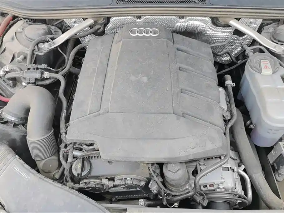Audi A6L 2023 40 TFSI Luxury