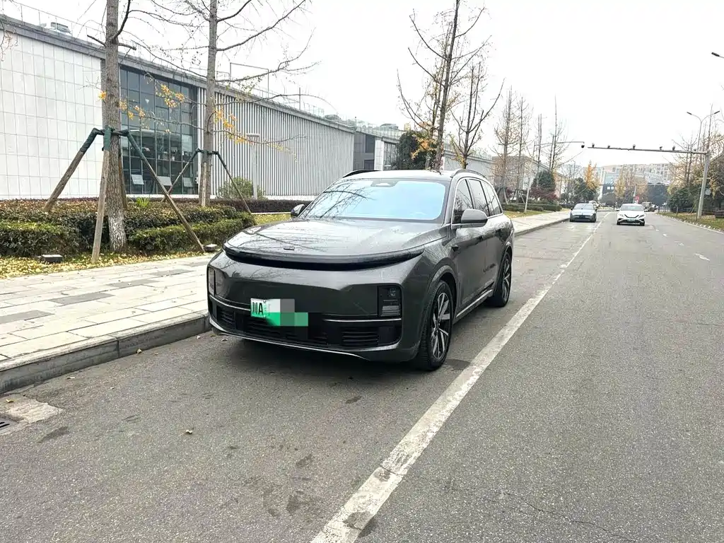 Li Auto IDEAL L8