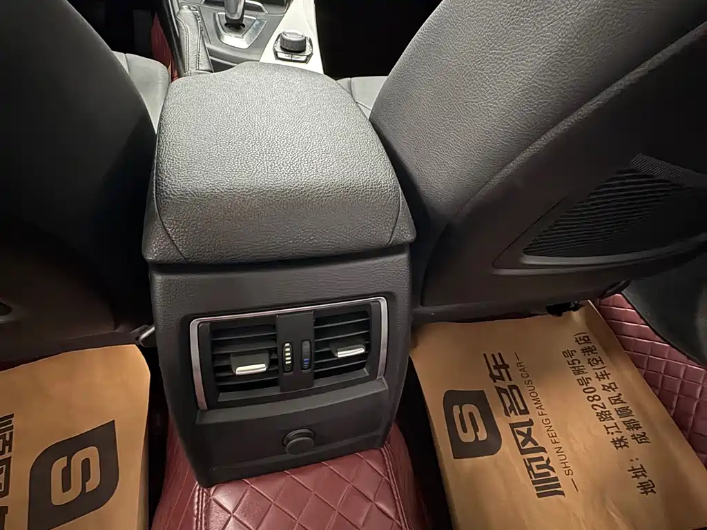 BMW 3 Series — миниатюра 12
