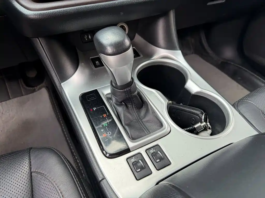 Toyota Highlander — миниатюра 9