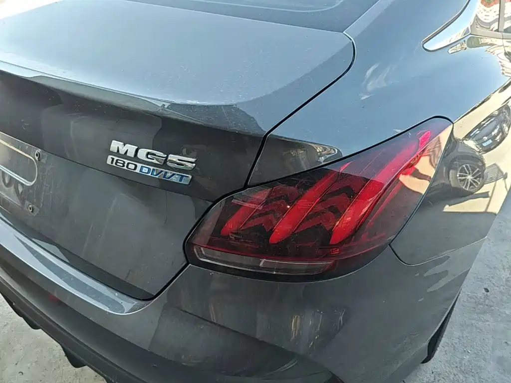 MG MG5 — миниатюра 8