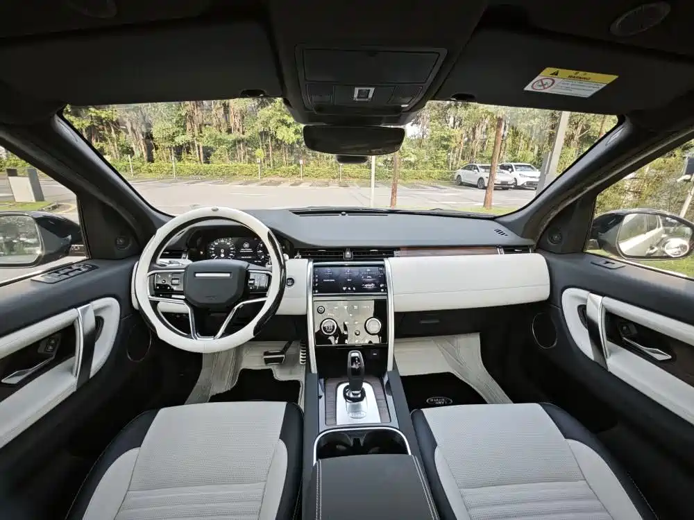 Land Rover Discovery Sport — миниатюра 15