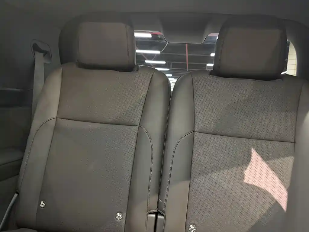 Li Auto Li L8 — миниатюра 13