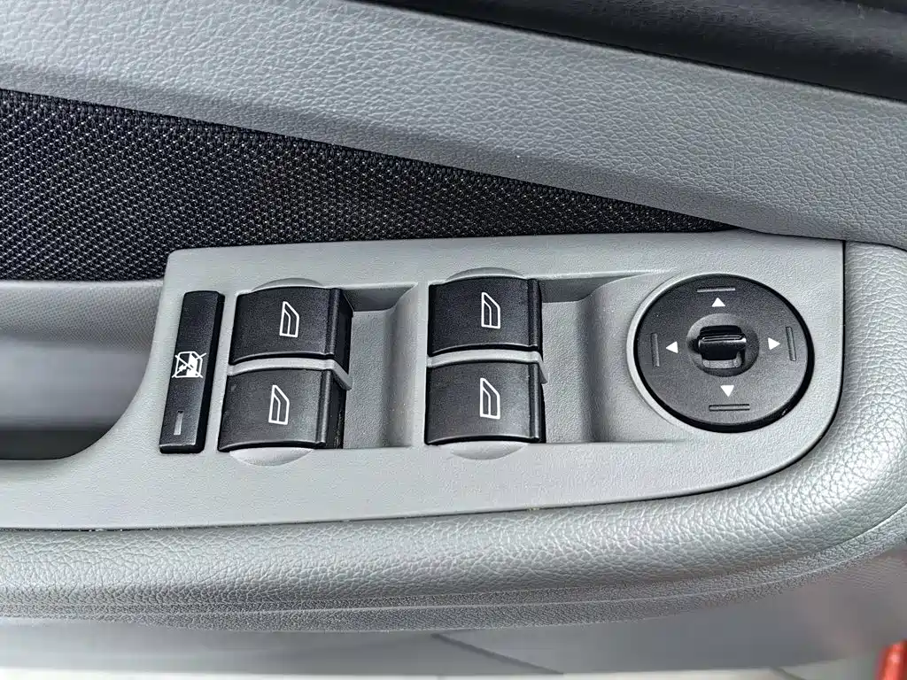 Ford Focus — миниатюра 9