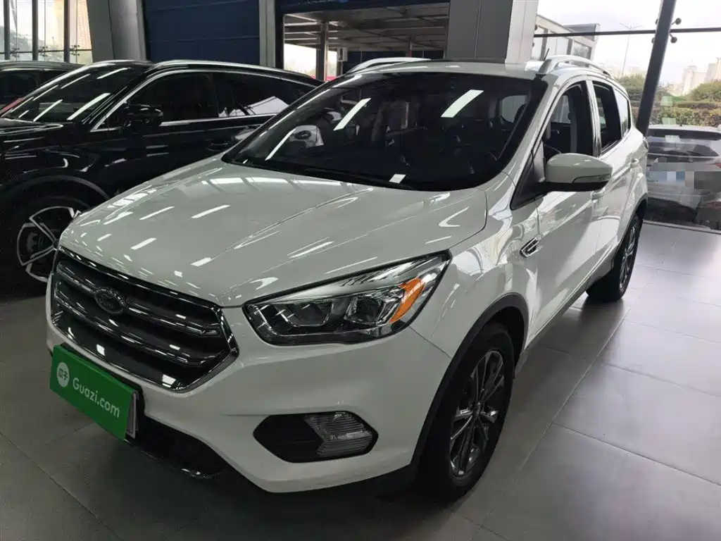Ford Kuga 2021