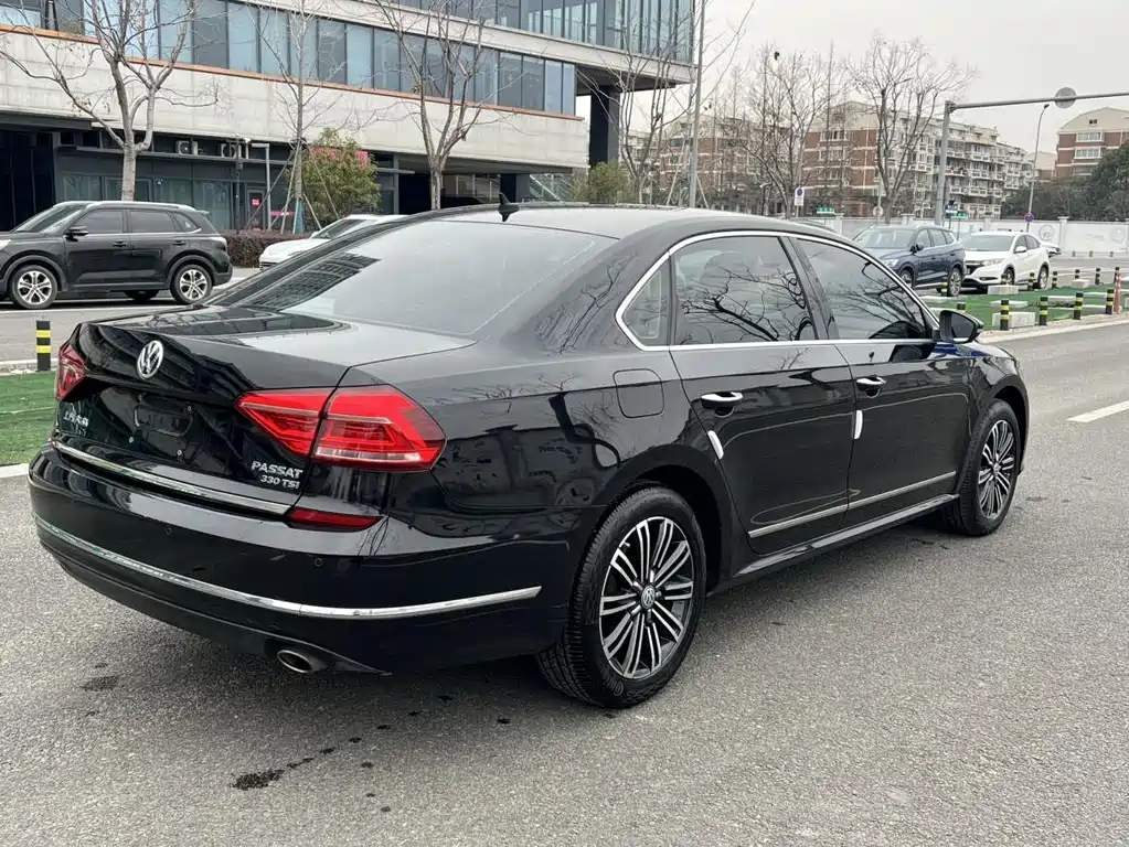 Volkswagen Passat — миниатюра 17