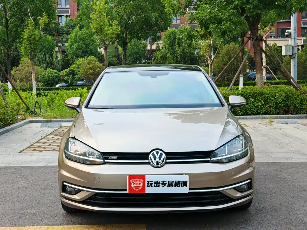 Volkswagen Golf — миниатюра 2