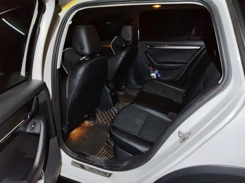 Skoda Octavia — миниатюра 15