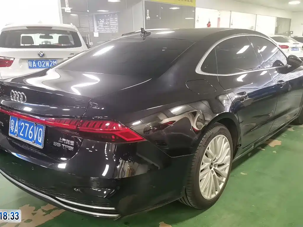 Audi A7L — миниатюра 2