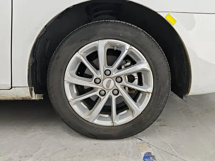 Geely Emgrand — миниатюра 6