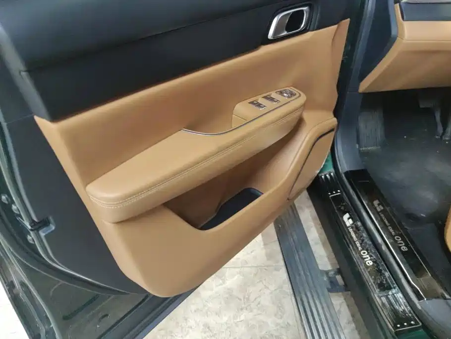 Li Auto Li ONE — миниатюра 7