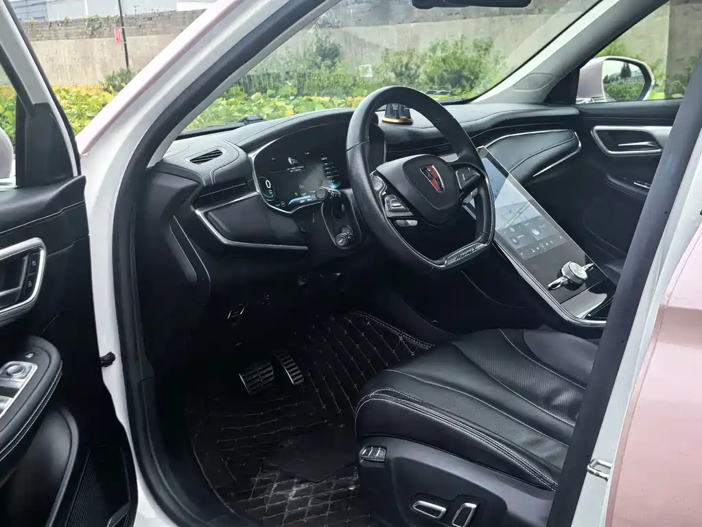 Roewe MARVEL X — миниатюра 7