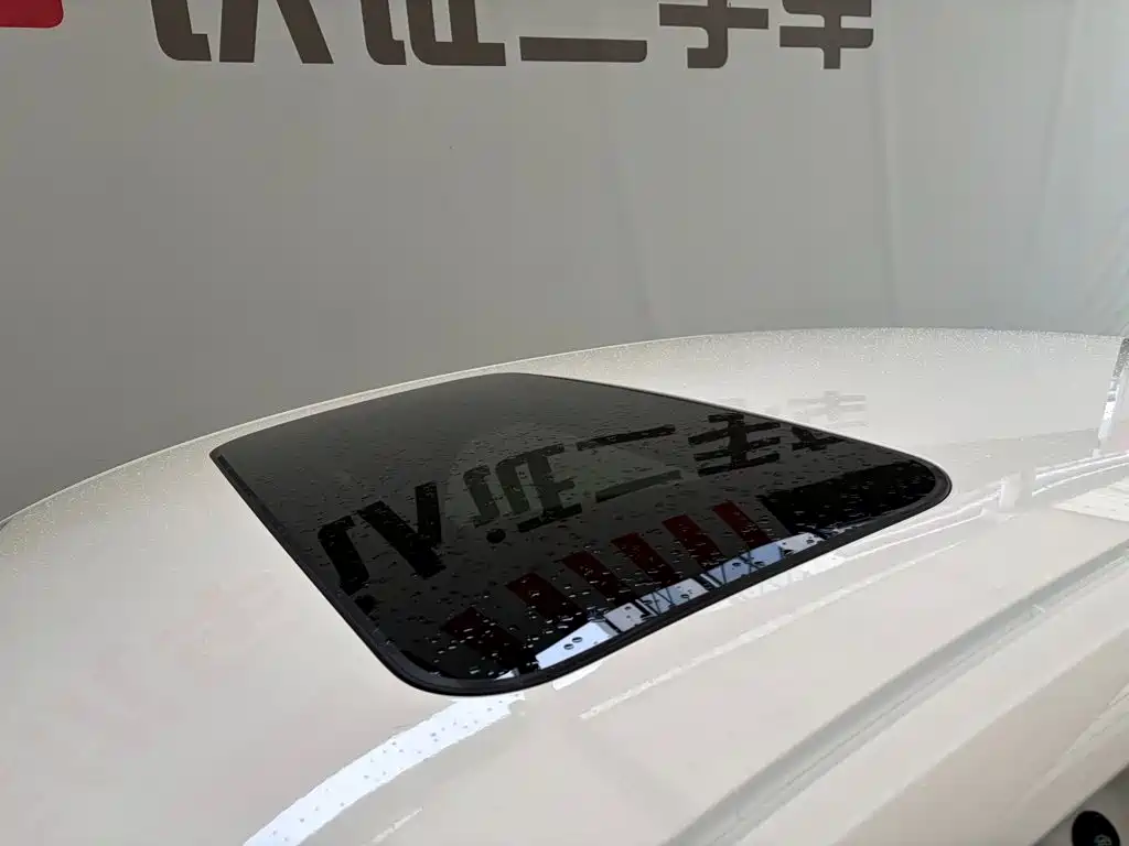 Geely Emgrand 2022 — фото 14