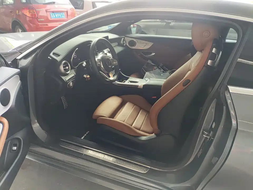 Mercedes-Benz C-Class (Import) — миниатюра 4