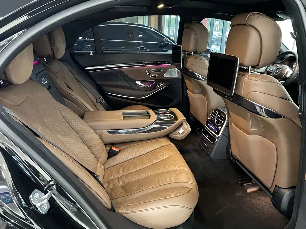 Mercedes-Benz S-Class — миниатюра 10