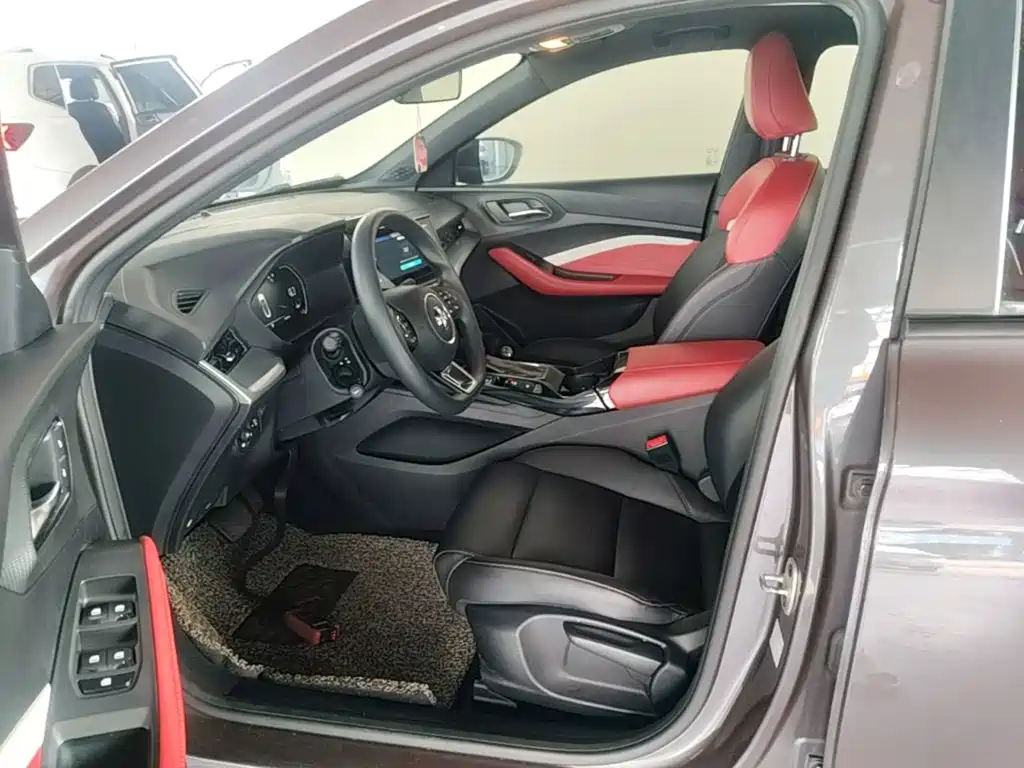 MG MG5 — миниатюра 15