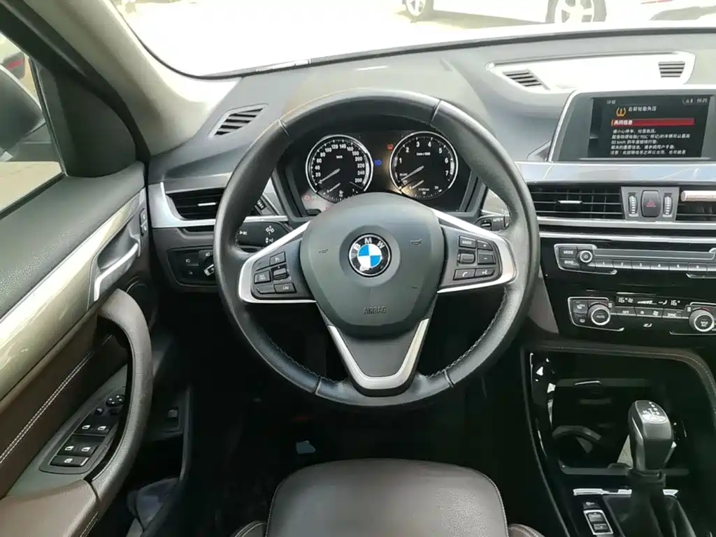 BMW X1 — миниатюра 11