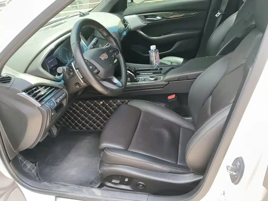 Cadillac CT5 — миниатюра 15