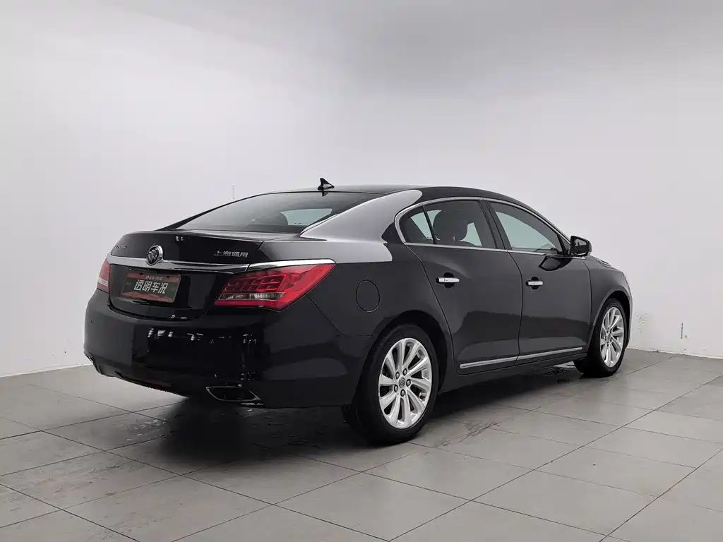 Buick LaCrosse — миниатюра 2