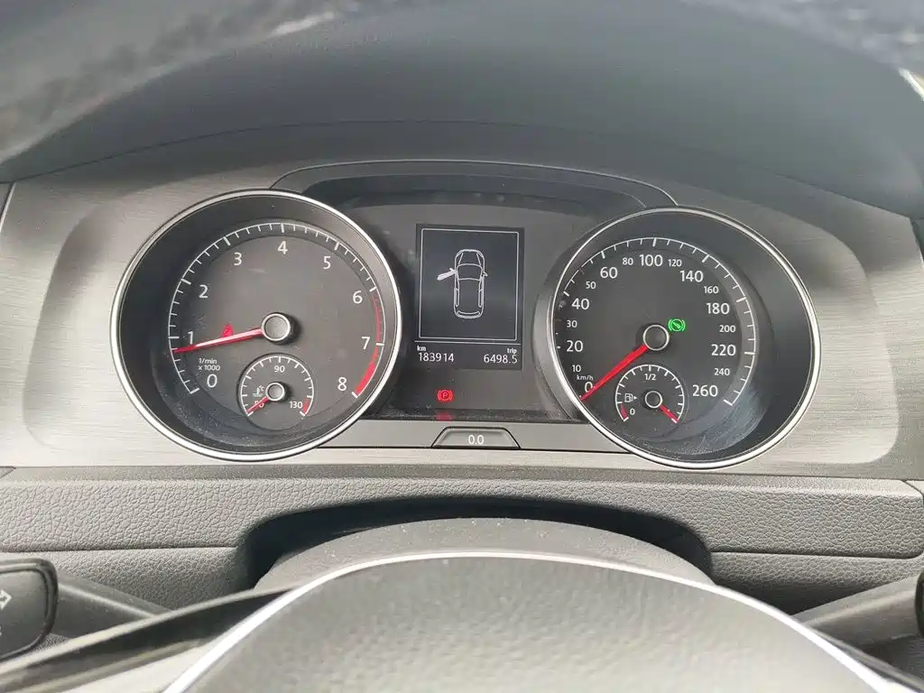 Volkswagen Golf — миниатюра 12