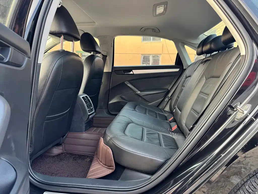 Volkswagen Passat — миниатюра 5