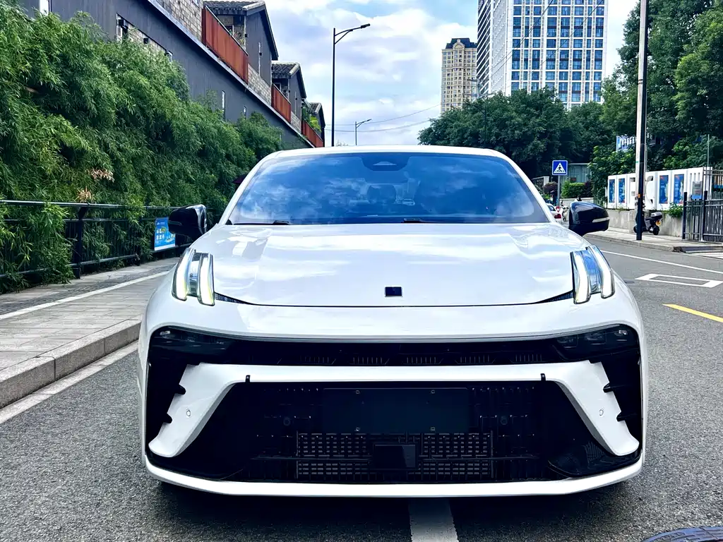 Lynk & Co 03 — миниатюра 2