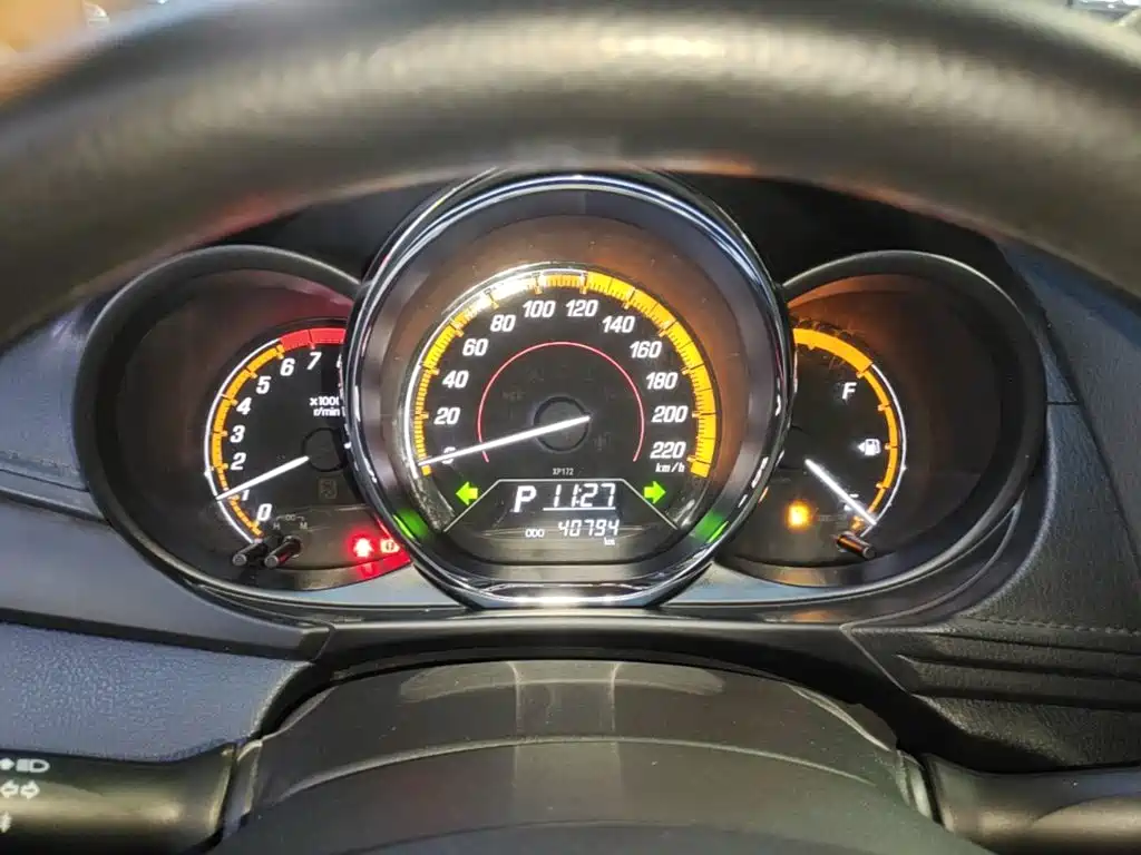 Toyota Yaris L — миниатюра 12