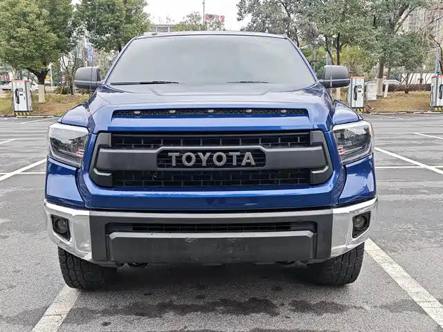 Toyota Tundra