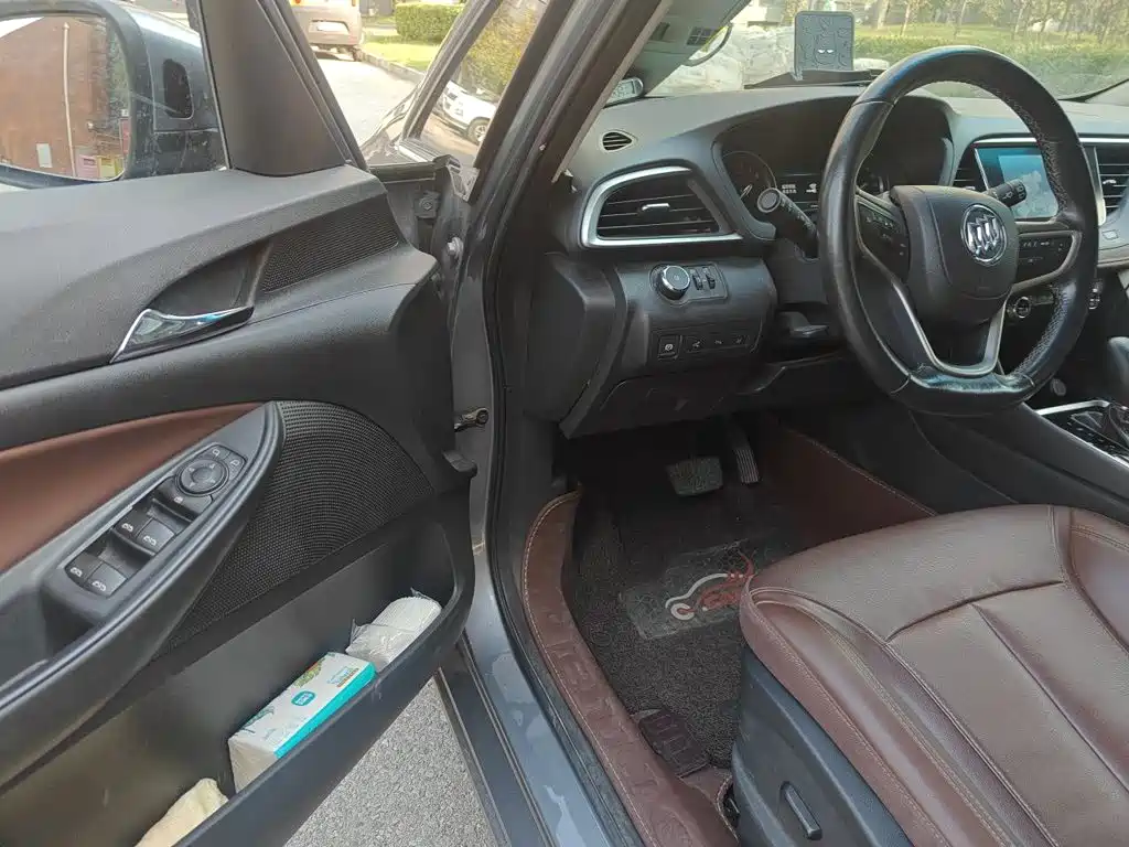 Buick GL6 — миниатюра 12