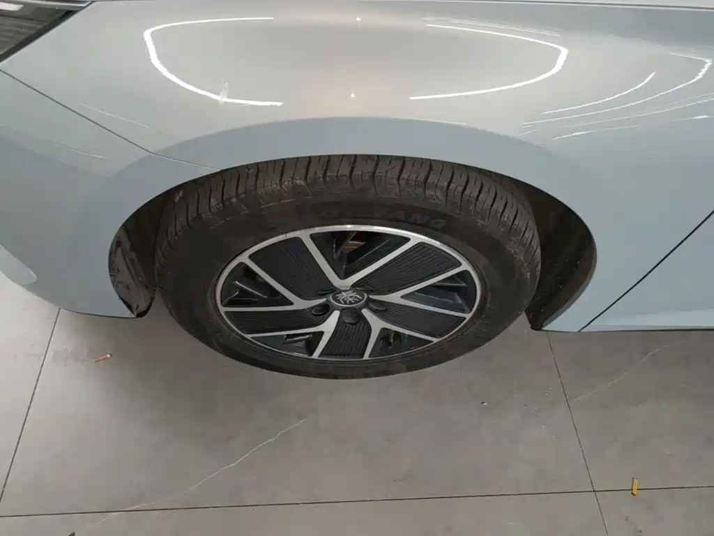 BYD Qin L — миниатюра 23