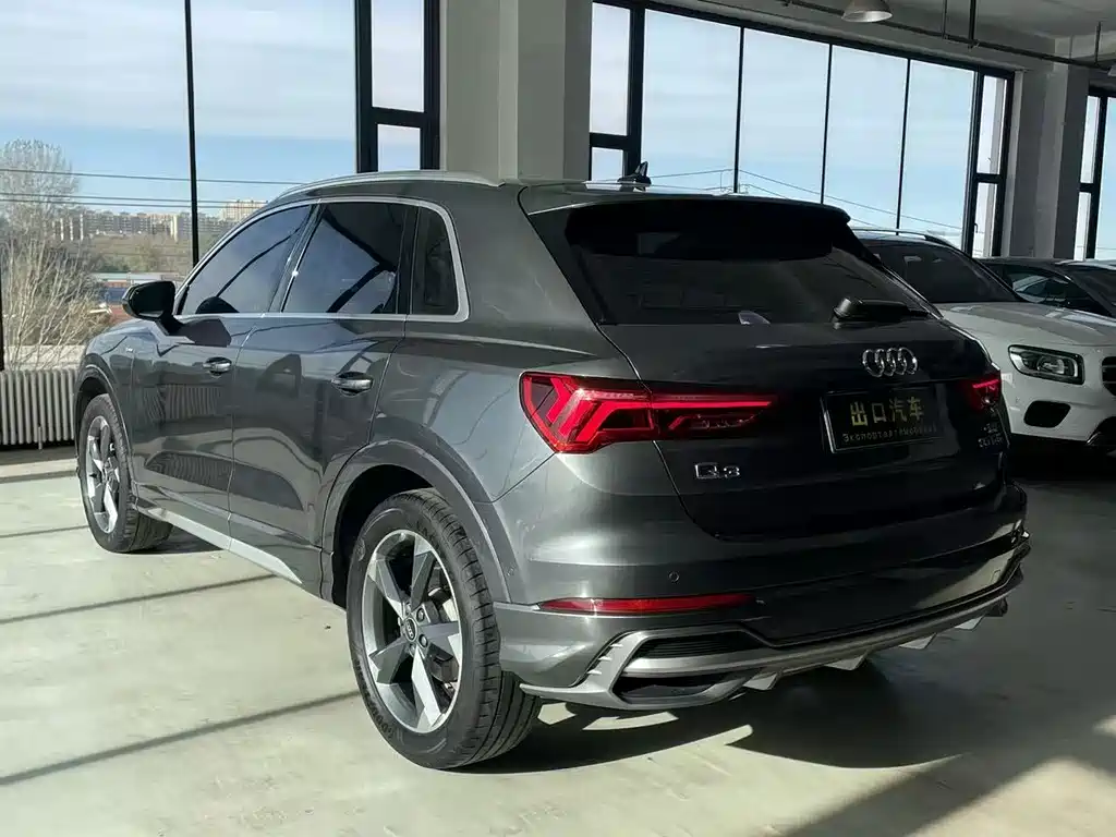 Audi Q3 2023 — фото 7